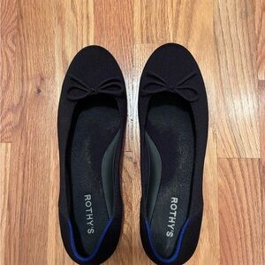Rothys The Ballet Flat Bow Womens 10.5 Flats Slip On Ballet Shoes Black